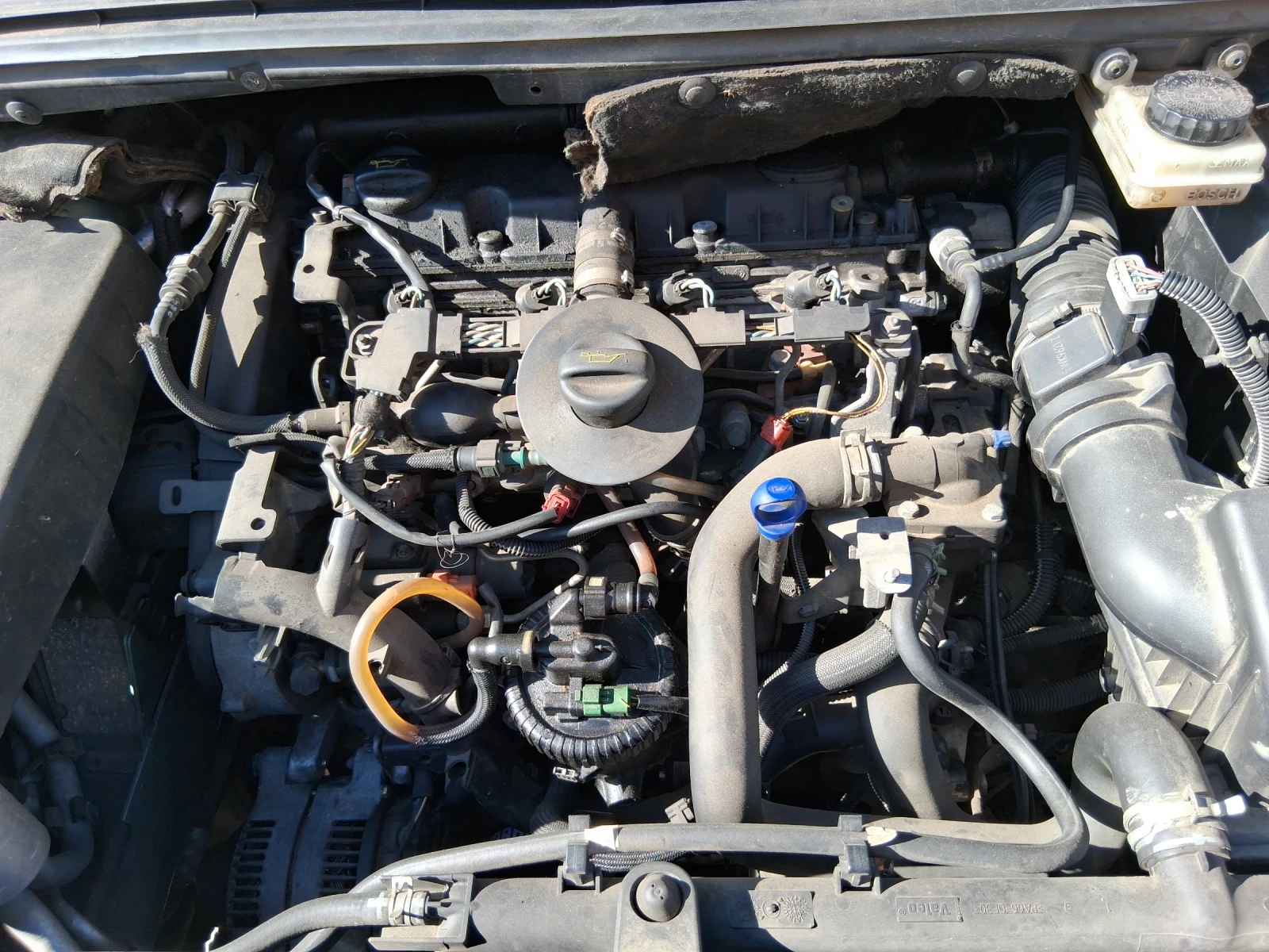 Peugeot 307 2.0 SW HDI, снимка 12 - Автомобили и джипове - 54321762