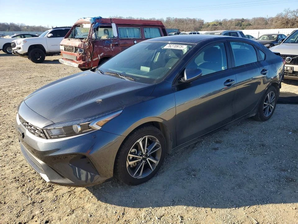 Kia Forte 2 L 4 Front-wheel Drive | Mobile.bg � ����������� 1