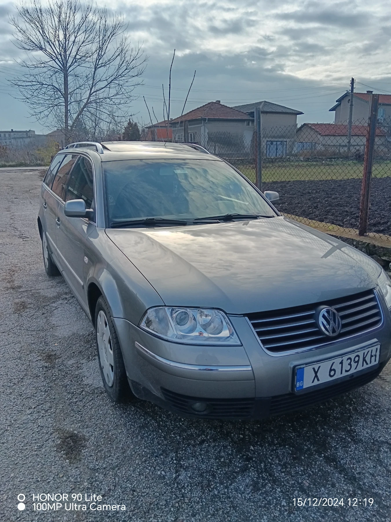 VW Passat 1.9, снимка 6 - Автомобили и джипове - 54393230