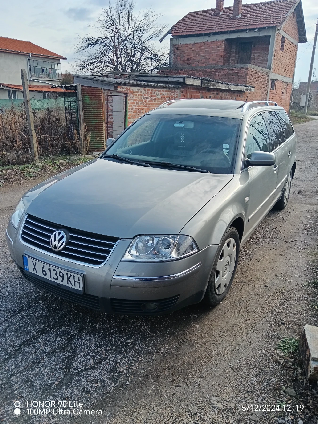 VW Passat 1.9, снимка 7 - Автомобили и джипове - 54393230