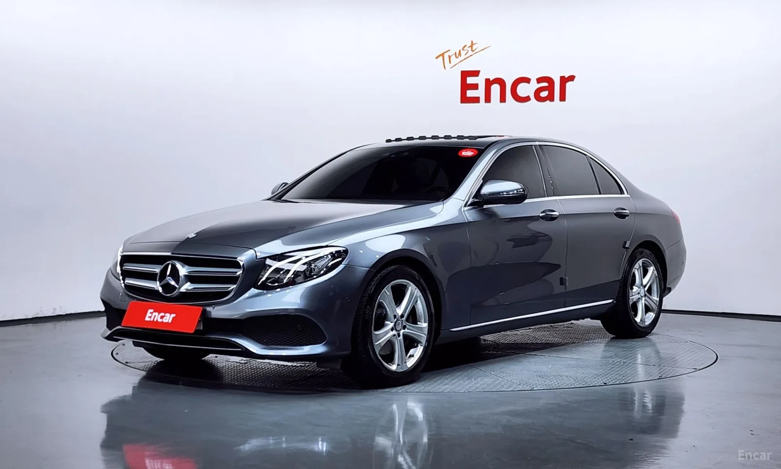 Mercedes-Benz E 200  E200 Avantgarde