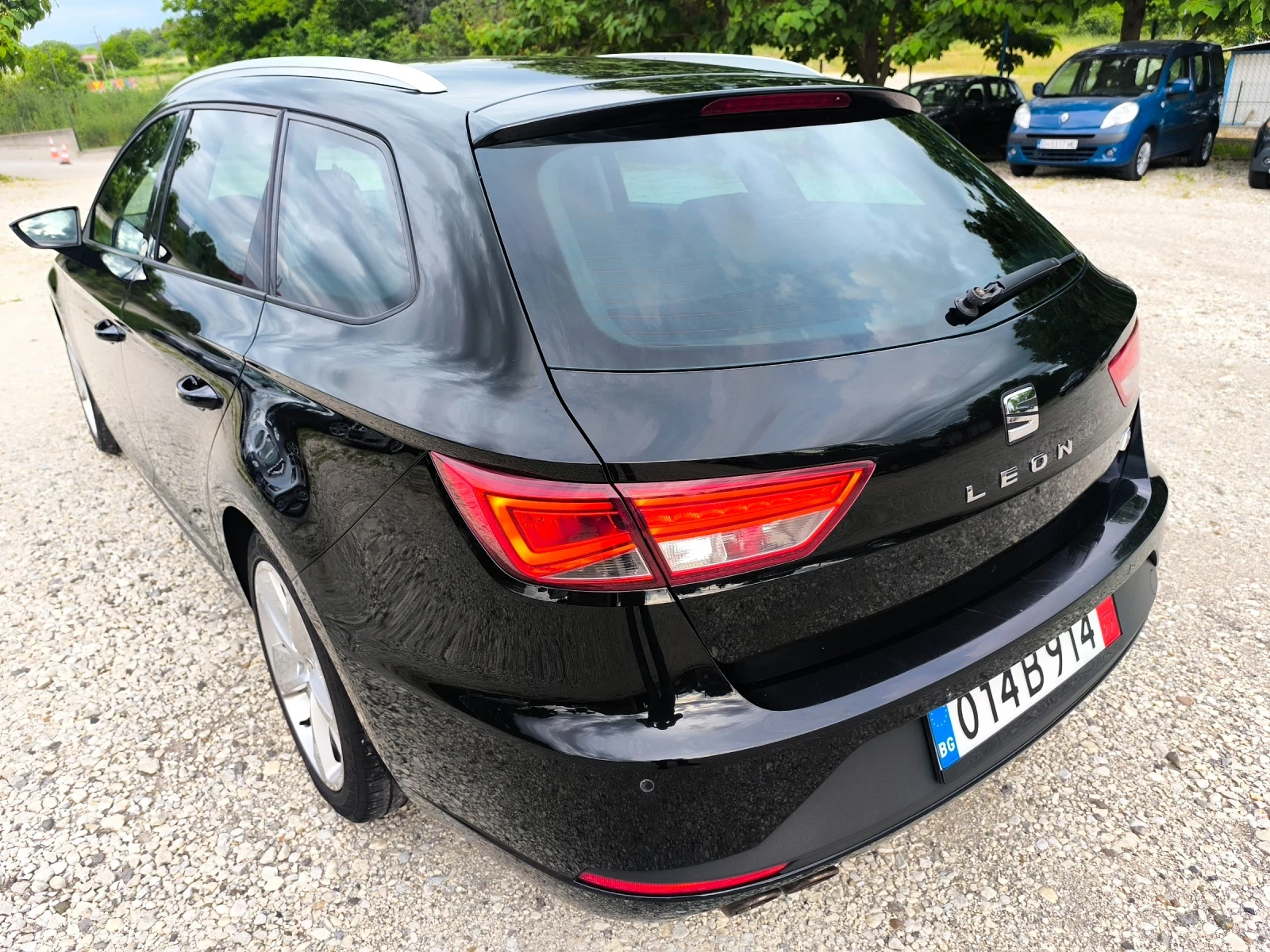 Seat Leon 2.0 TDI, FR, EXECUTIVE, снимка 5 - Автомобили и джипове - 54906365