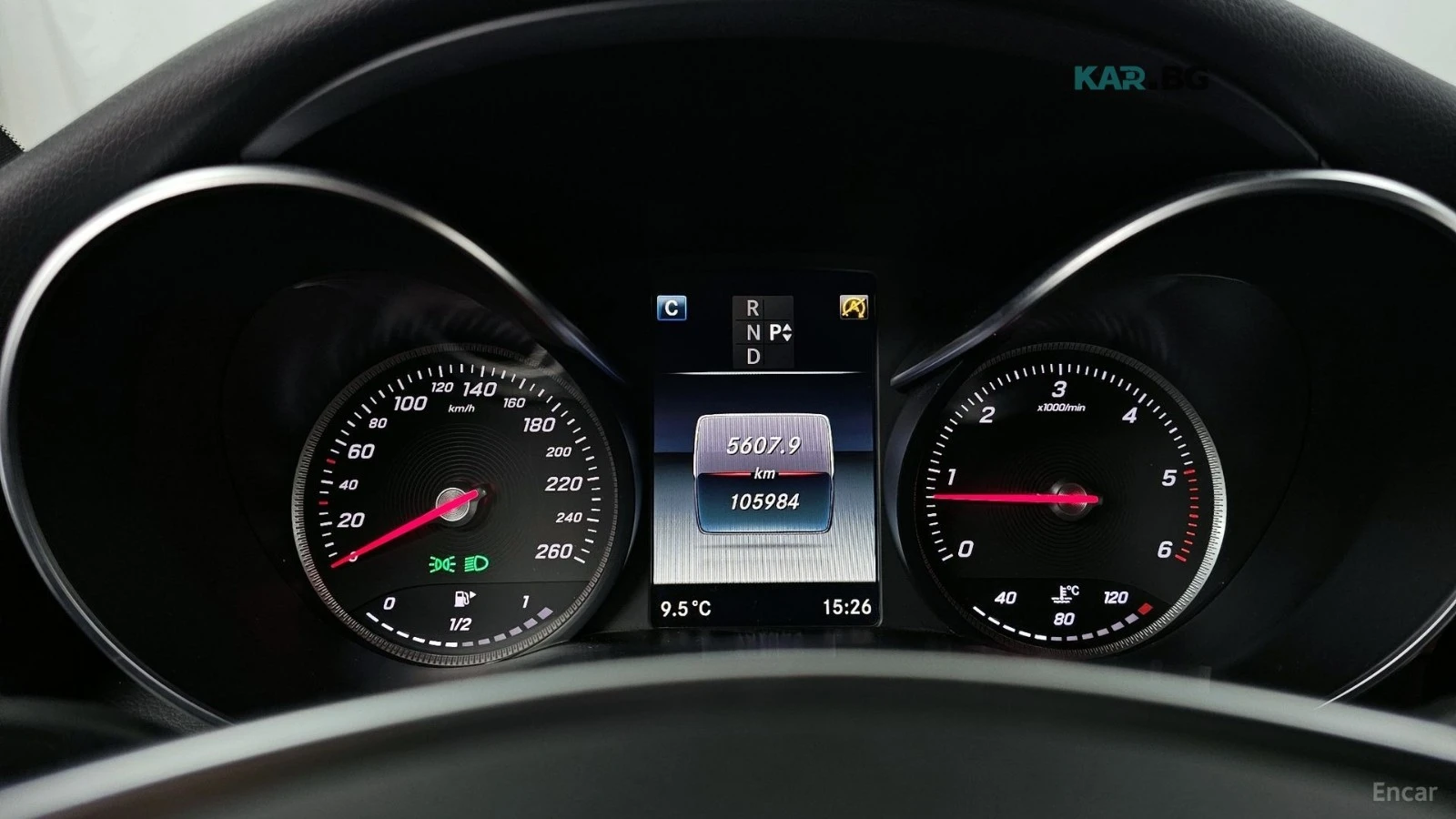 Mercedes-Benz C 220 * AMG* КОЖА* ПОДГРЕВ* ПАНОРАМА* HEAD-UP* КАМЕРА* , снимка 8 - Автомобили и джипове - 54959125
