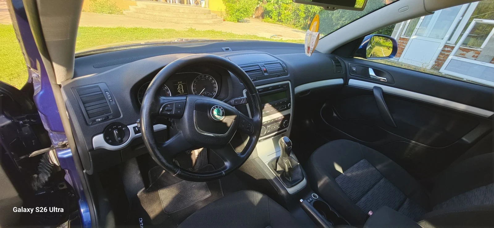 Skoda Octavia 1.6 TDI, снимка 8 - Автомобили и джипове - 55278128
