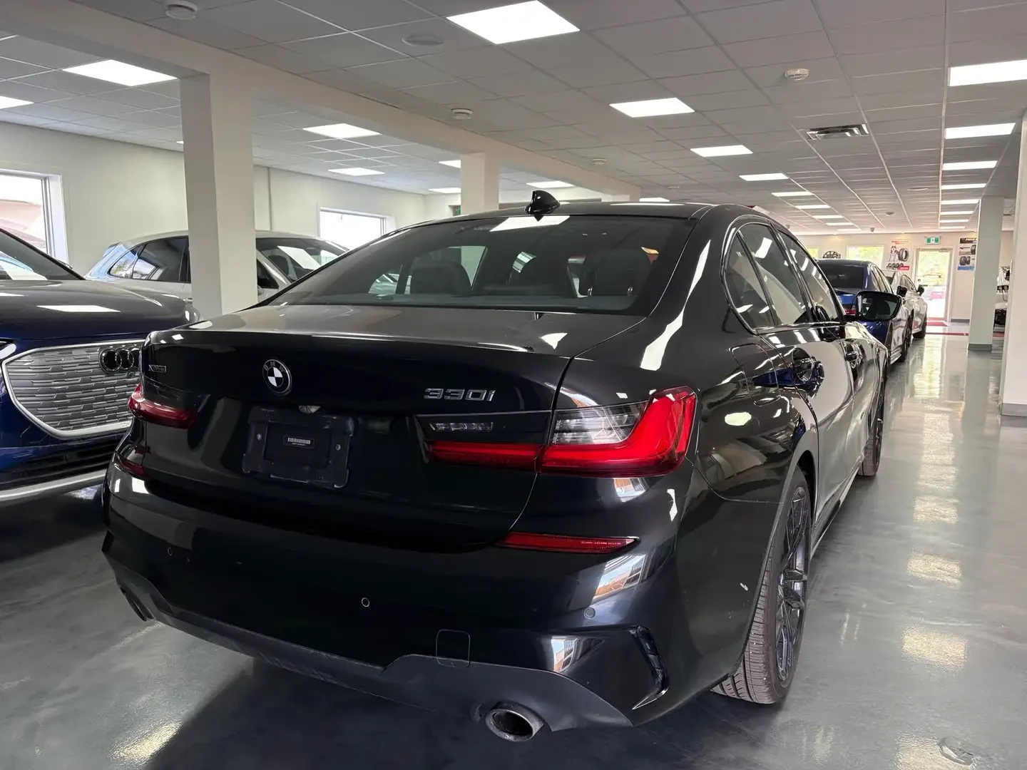 BMW 330 M* SPORT* XDRIVE* ДИСТРОНИК* МЪРТВА* ТОЧКА* , снимка 4 - Автомобили и джипове - 55435622