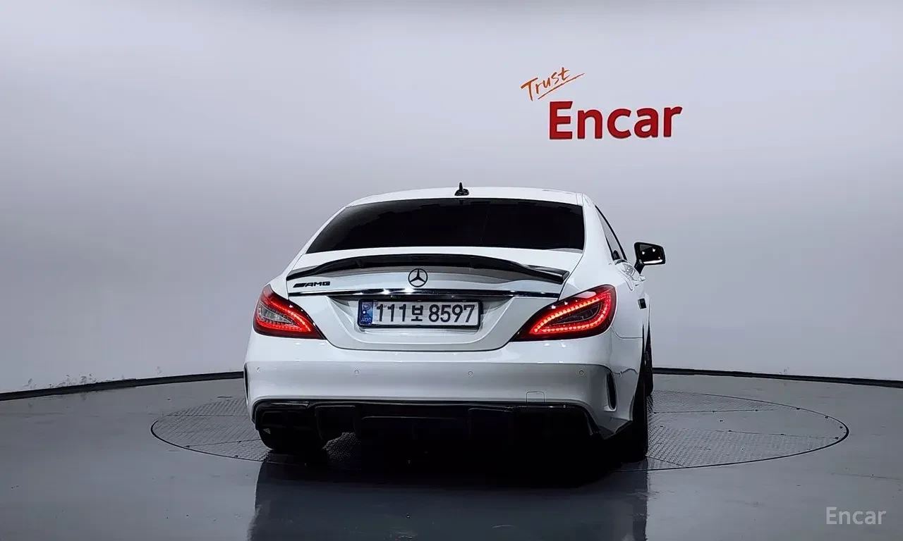 Mercedes-Benz CLS 63 AMG 4MATIC* HARMON* KARDON* ОБДУХВАНЕ* МАСАЖ* 360КАМЕР, снимка 4 - Автомобили и джипове - 55694027