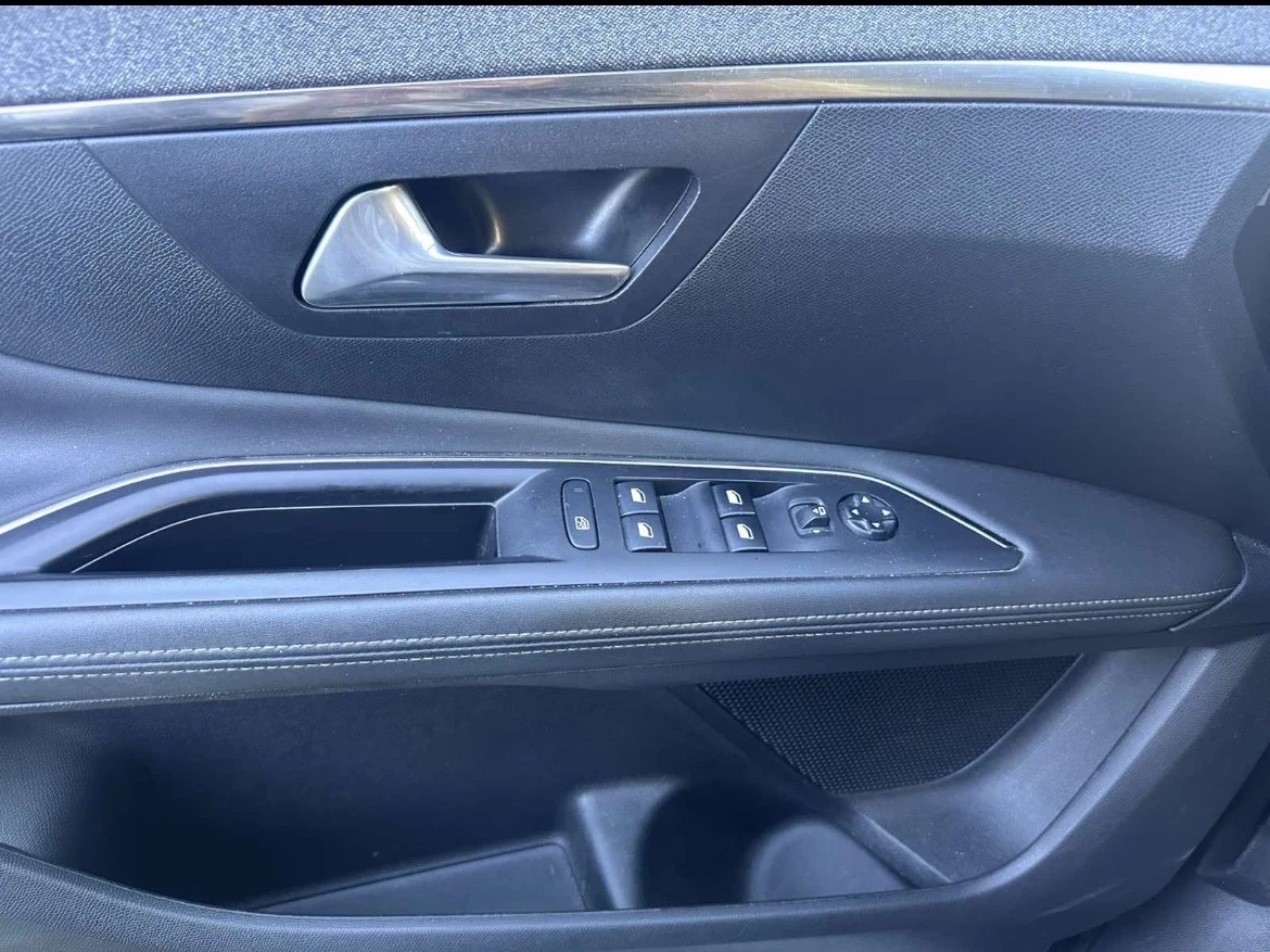 Peugeot 3008 1.5 HDI 8 ск.  131 к. GT , снимка 10 - Автомобили и джипове - 56023864