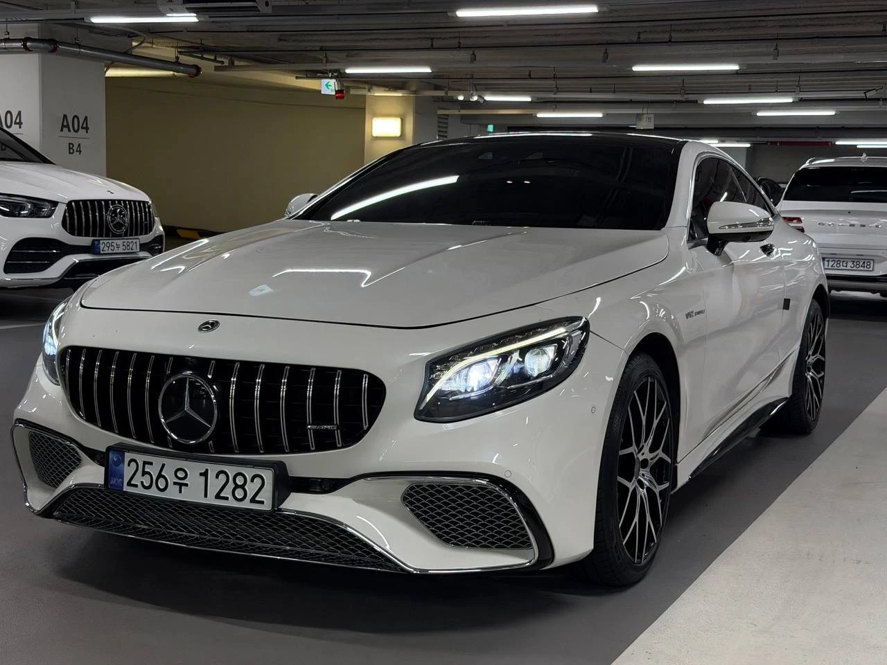 Mercedes-Benz S 63 AMG, снимка 3 - Автомобили и джипове - 56611909