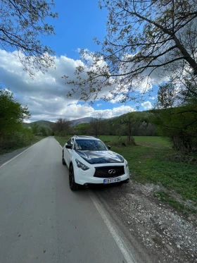 Infiniti QX70 INFINITI QX70S Black Edition  | Auto.bg — изображение 9