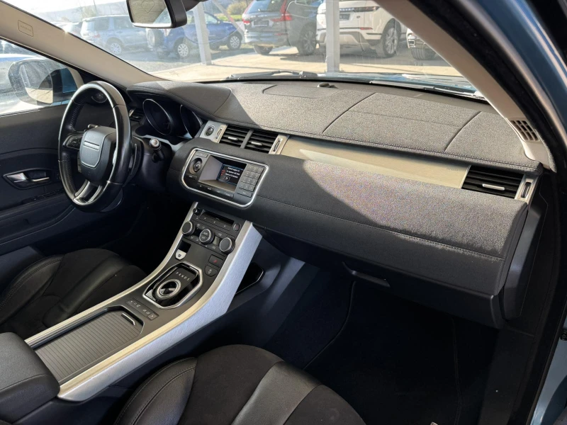 Land Rover Range Rover Evoque 2.2 TD4* PURE TECH* НАВИ* КОЖА* , снимка 11 - Автомобили и джипове - 50218671