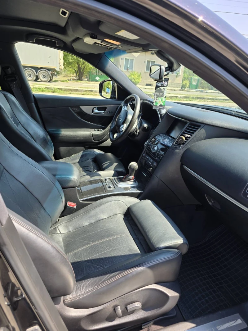 Infiniti Fx 50 S, снимка 13 - Автомобили и джипове - 52273073