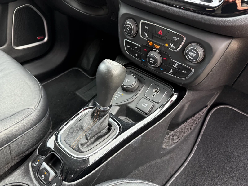 Jeep Compass 2.0d AWD.Limited., снимка 11 - Автомобили и джипове - 52391544