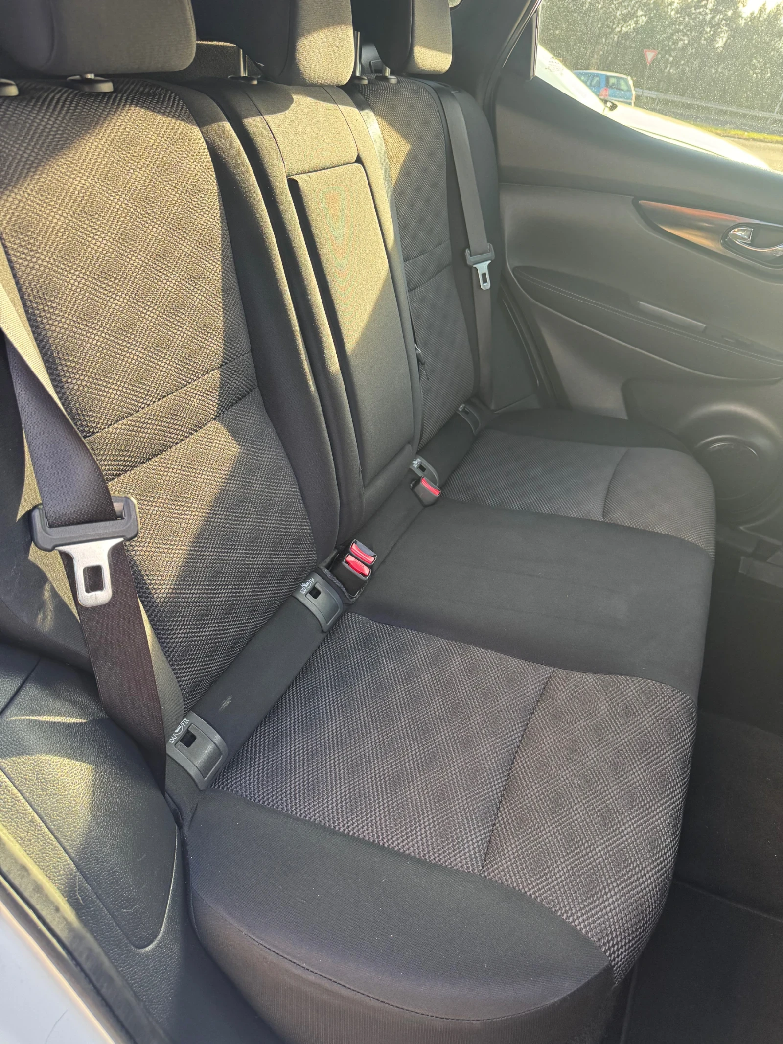 Nissan Qashqai 1.6DCI* 131* ���������* Connect Edition* White Pea | Mobile.bg � ����������� 13