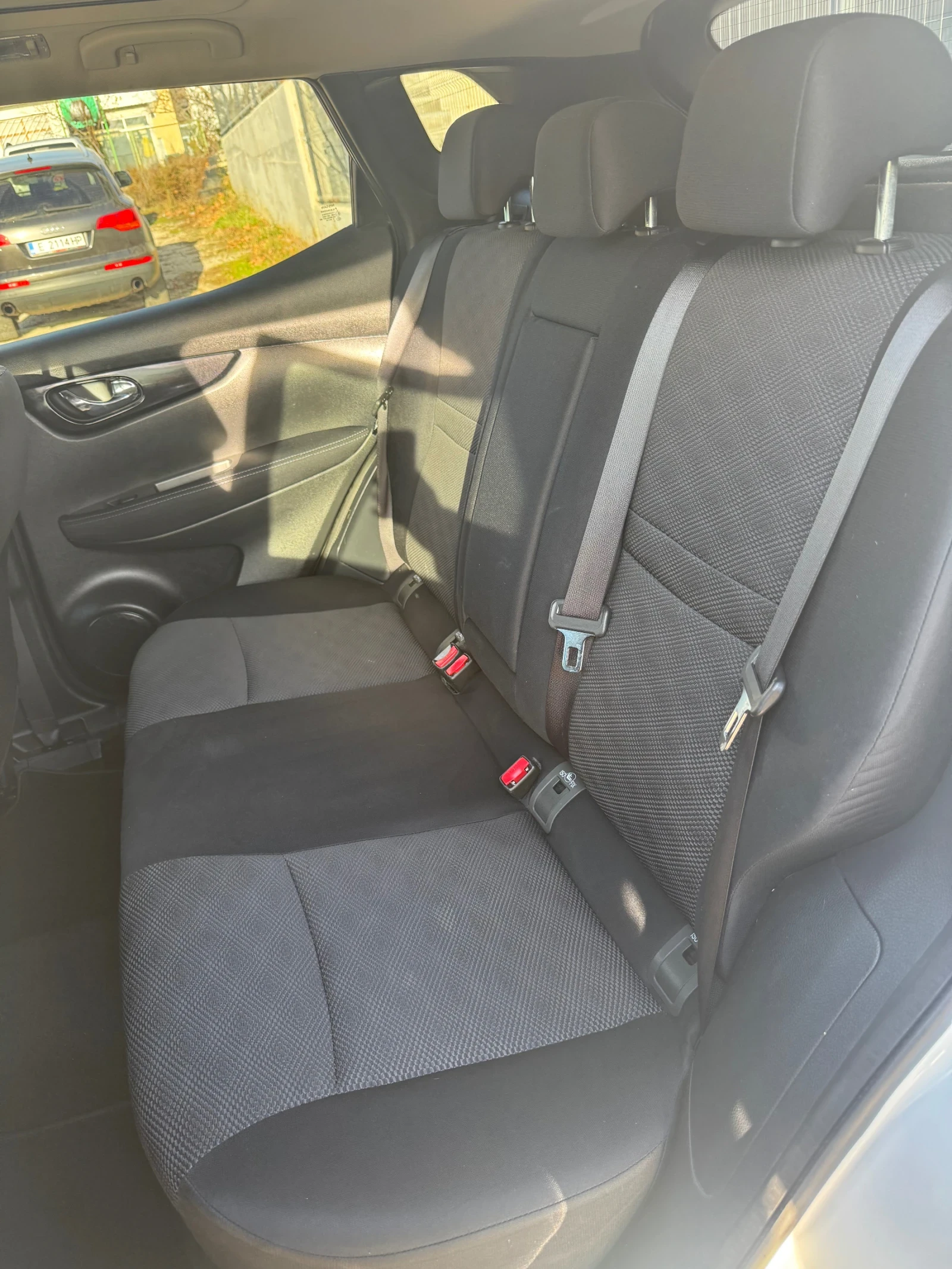 Nissan Qashqai 1.6DCI* 131* ���������* Connect Edition* White Pea | Mobile.bg � ����������� 12