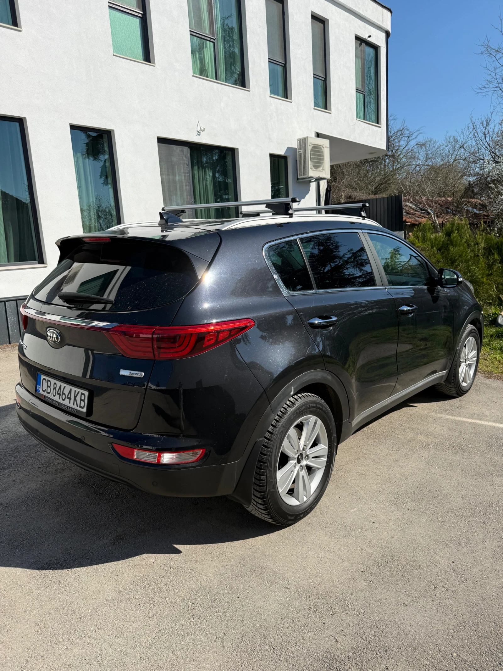 Kia Sportage 1.7crdi, снимка 2 - Автомобили и джипове - 54106401