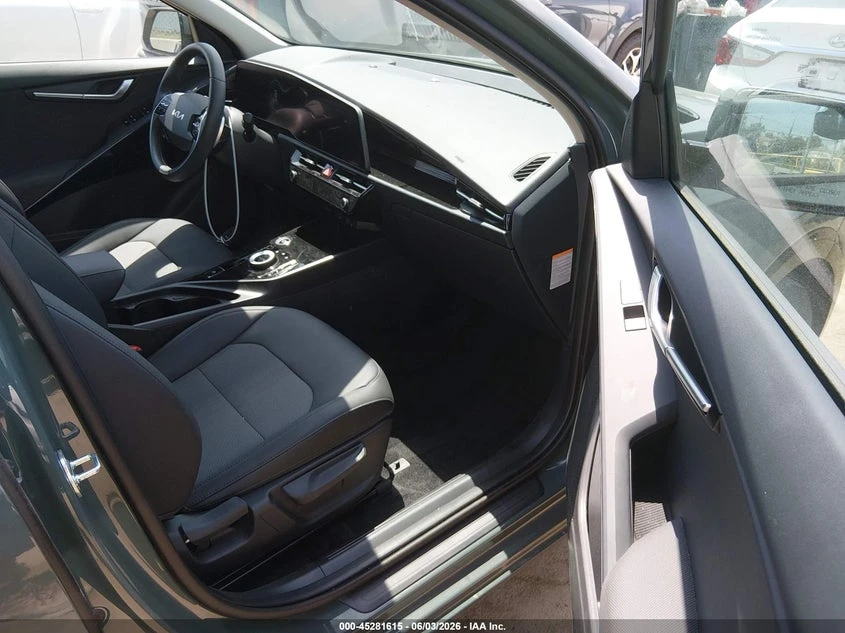 Kia Niro Ev Wind, снимка 5 - Автомобили и джипове - 55026545