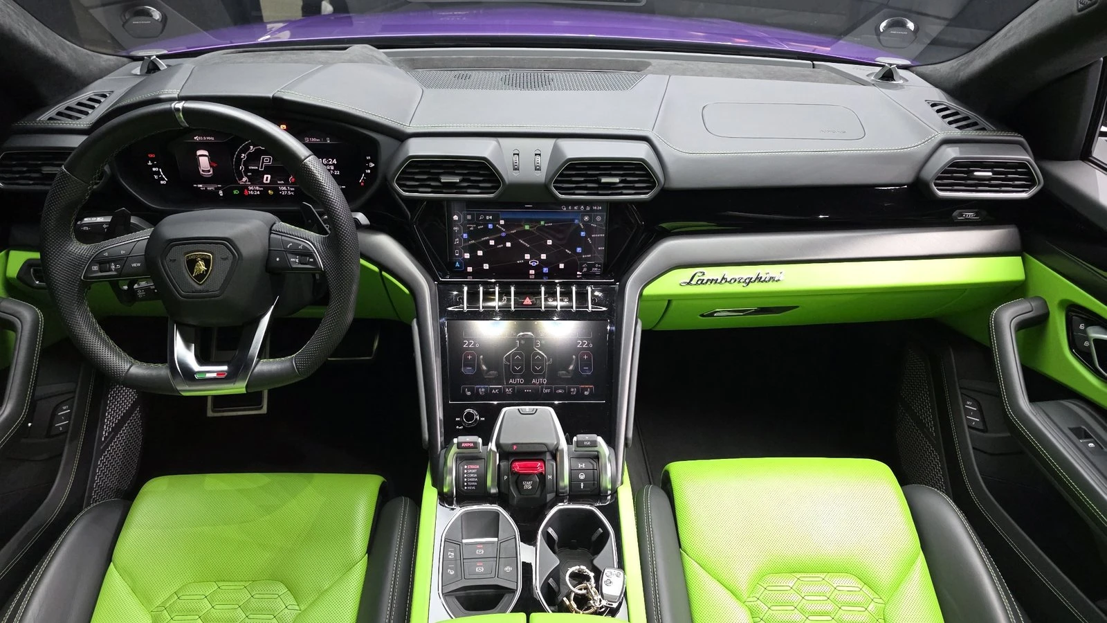 Lamborghini Urus BLIND SPOT* HUD* ЕЛ. БАГАЖНИК* МАСАЖ* КРАЙНА ЦЕНА, снимка 7 - Автомобили и джипове - 55367161