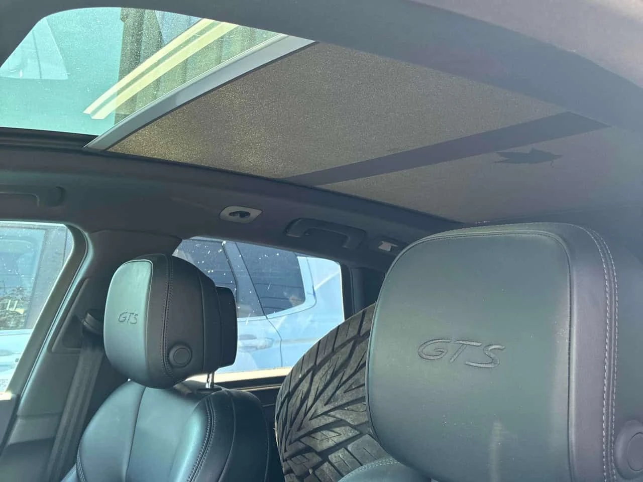 Porsche Macan * GTS * CARFAX * БЕЗ ПЪРВОНАЧАЛНА ВНОСКА, снимка 15 - Автомобили и джипове - 55602336