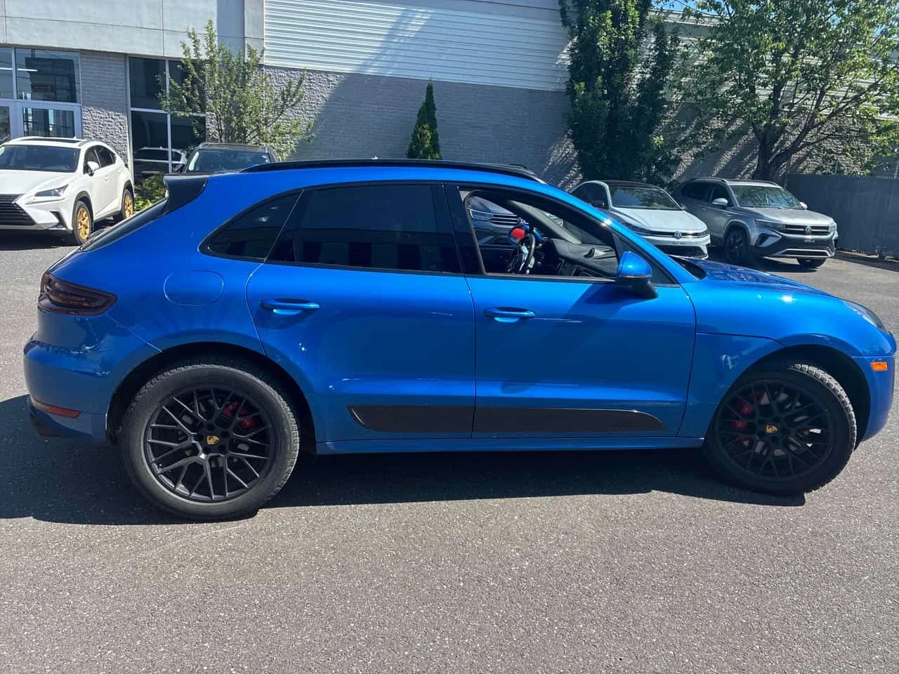Porsche Macan * GTS * CARFAX * БЕЗ ПЪРВОНАЧАЛНА ВНОСКА, снимка 3 - Автомобили и джипове - 55602336