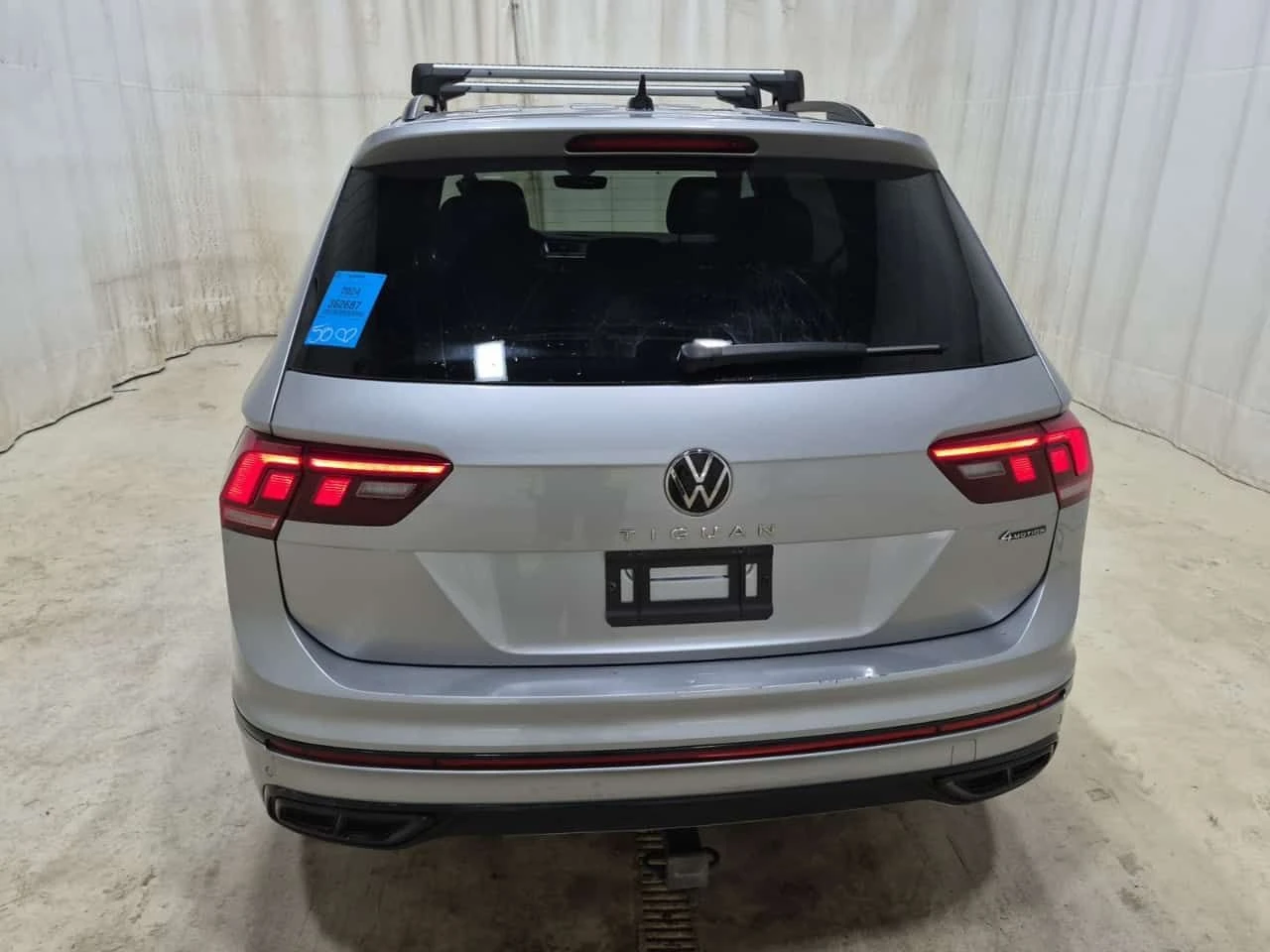 VW Tiguan  COMFORTLINE R LINE BLACK EDITION , снимка 6 - Автомобили и джипове - 55627691