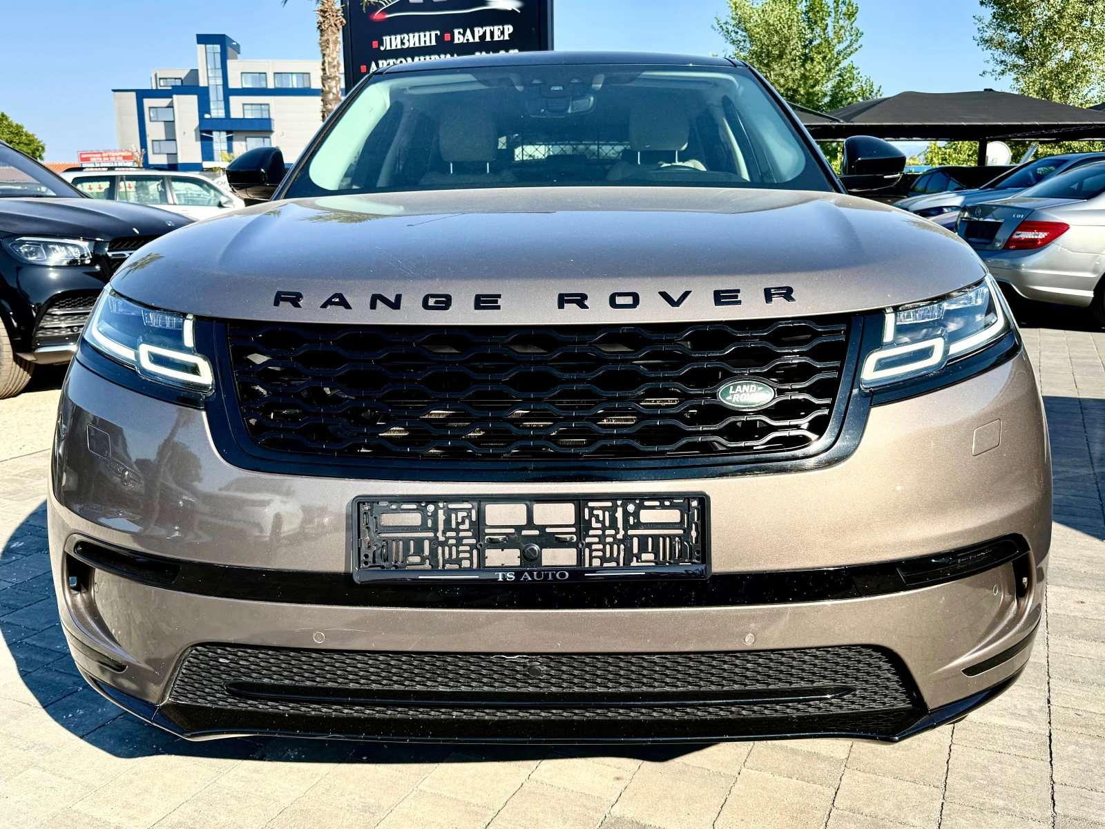 Land Rover Range Rover Velar 2.0D, снимка 7 - Автомобили и джипове - 55629515