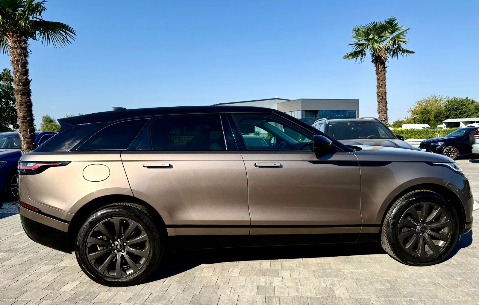 Land Rover Range Rover Velar 2.0D, снимка 6 - Автомобили и джипове - 55629515