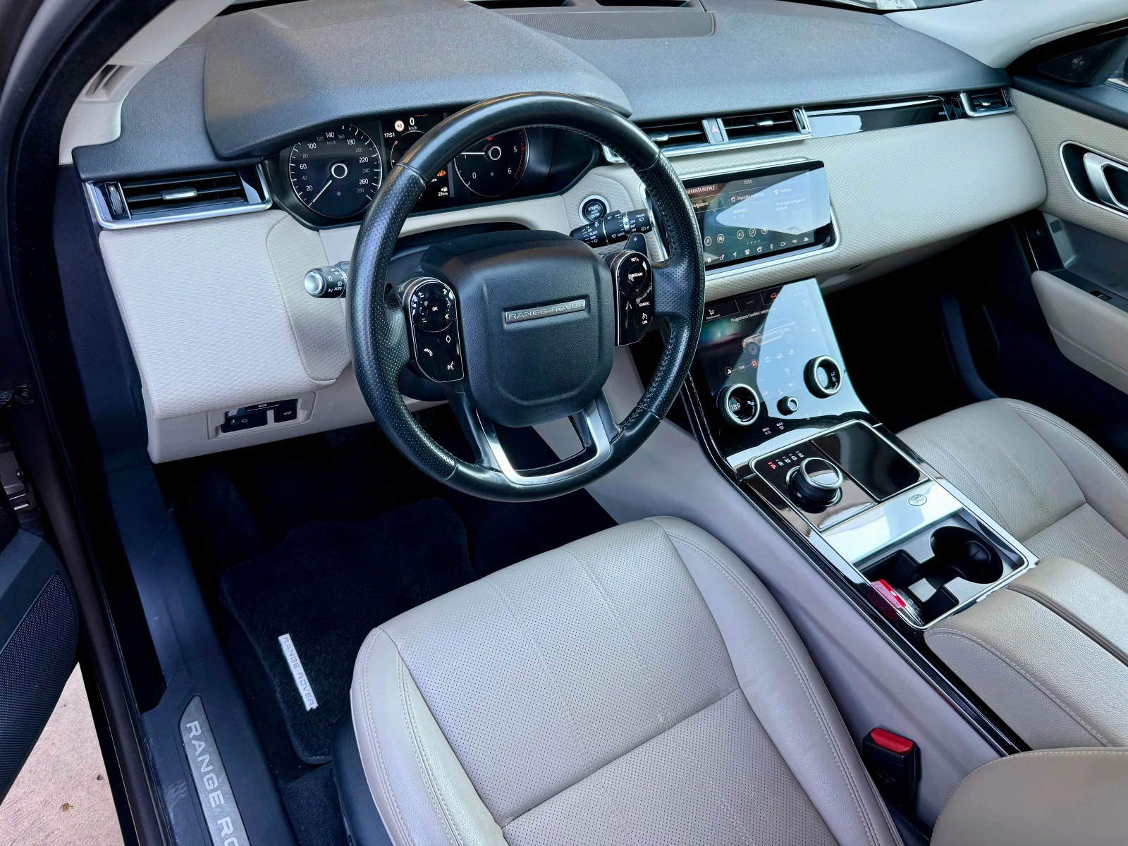 Land Rover Range Rover Velar 2.0D, снимка 9 - Автомобили и джипове - 55629515