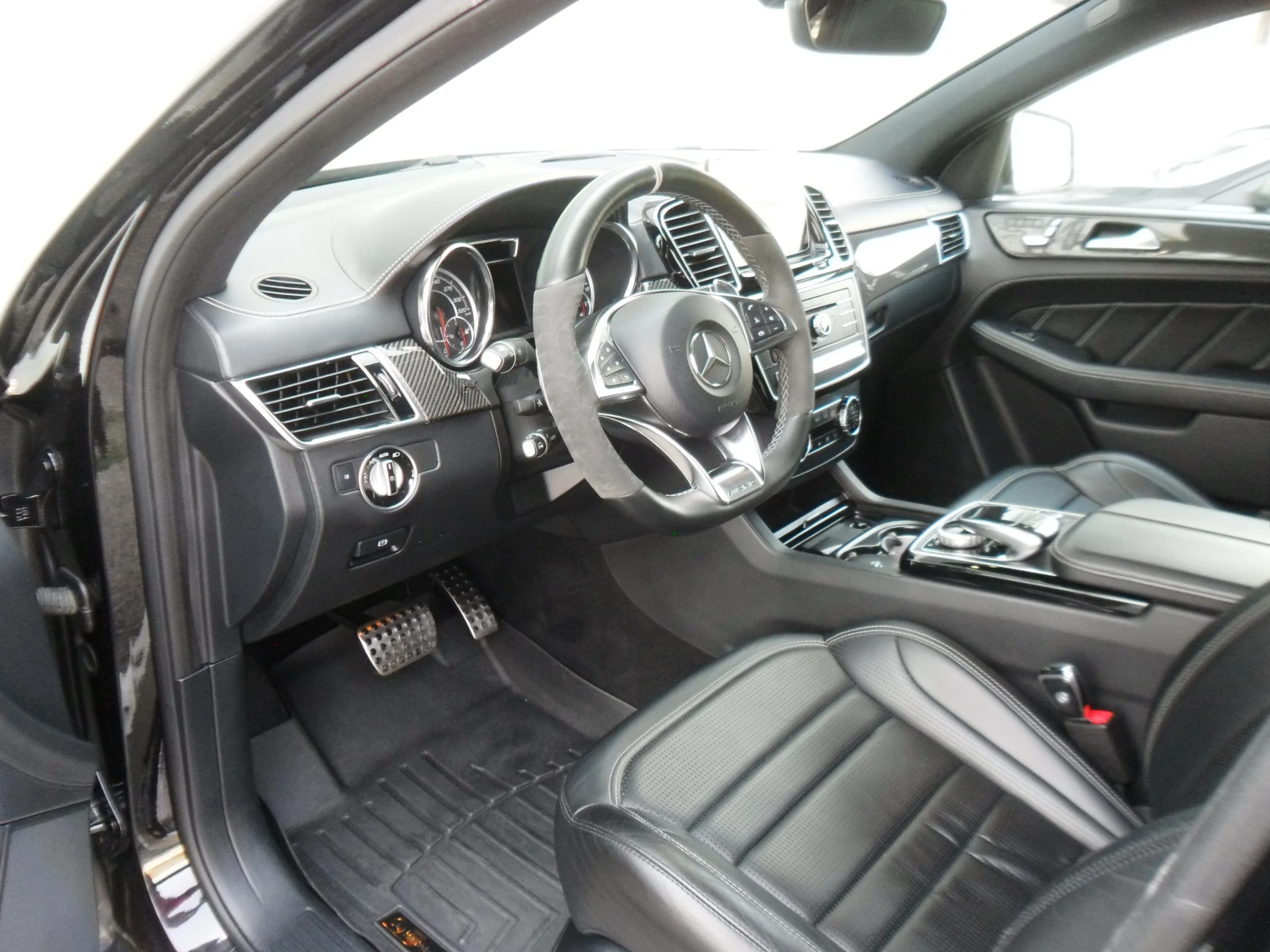 Mercedes-Benz GLE 63 S AMG AMG 63 S- ТОП, снимка 9 - Автомобили и джипове - 55801535