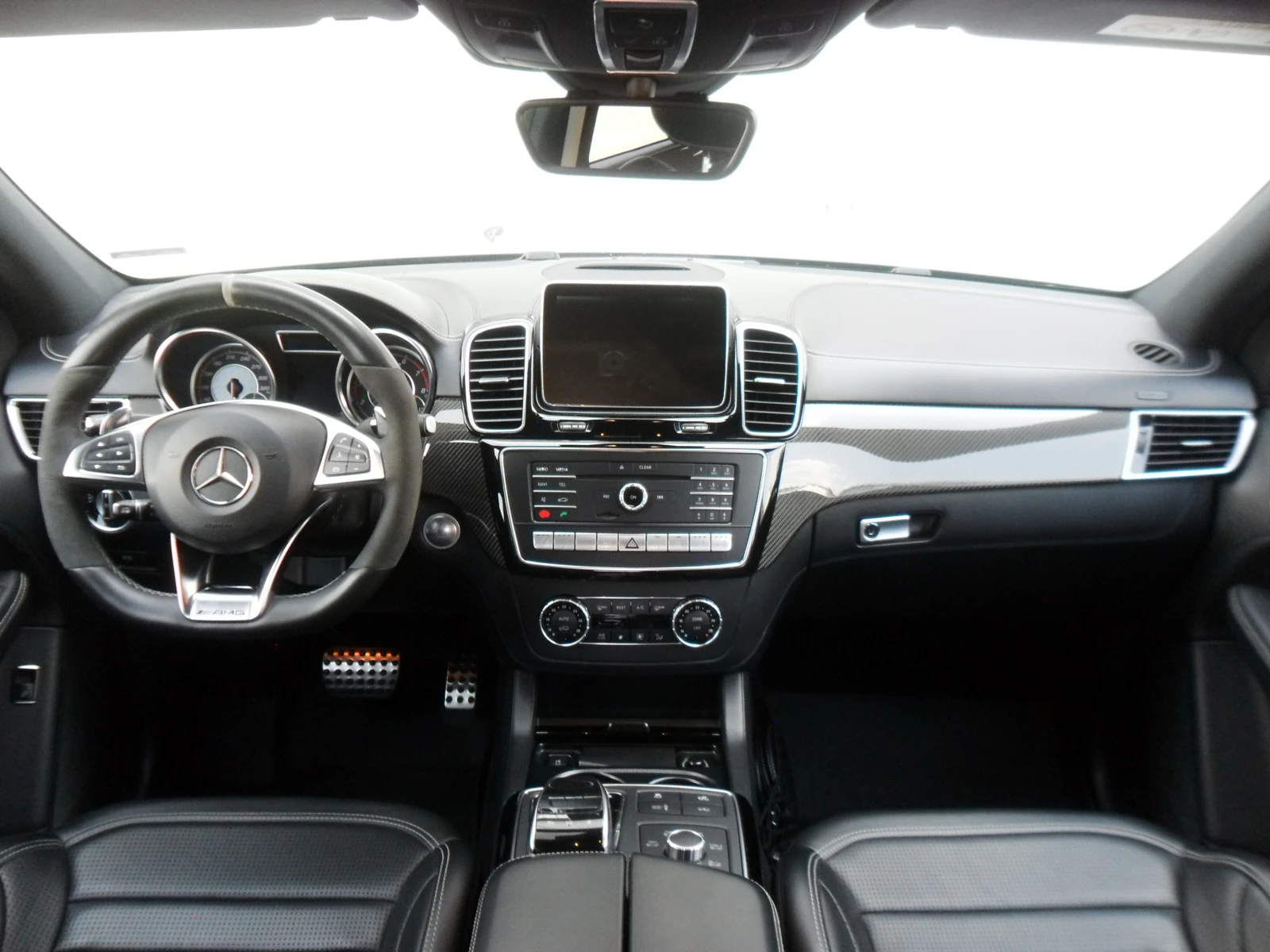 Mercedes-Benz GLE 63 S AMG AMG 63 S- ТОП, снимка 13 - Автомобили и джипове - 55801535
