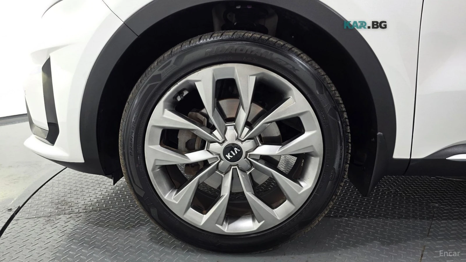 Kia Sorento PRESTIGE* 2.2D* DISTRONIC* ПОДГРЕВ* ОБДУХ* КАМЕРА*, снимка 16 - Автомобили и джипове - 55977065