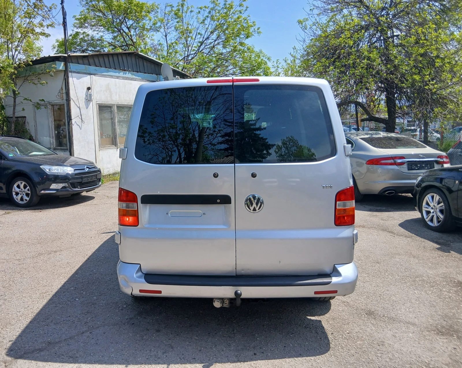 VW T5 2.5 131 к.с. 5+ 1 места климатик, снимка 6 - Бусове и автобуси - 54355722