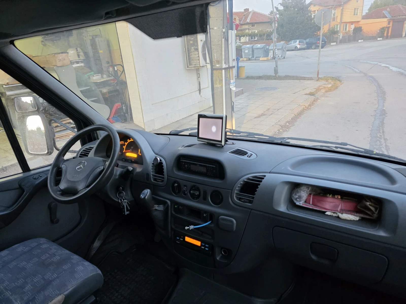 Mercedes-Benz Sprinter Търговски кемпер за бързо хранене., снимка 7 - Бусове и автобуси - 54479463