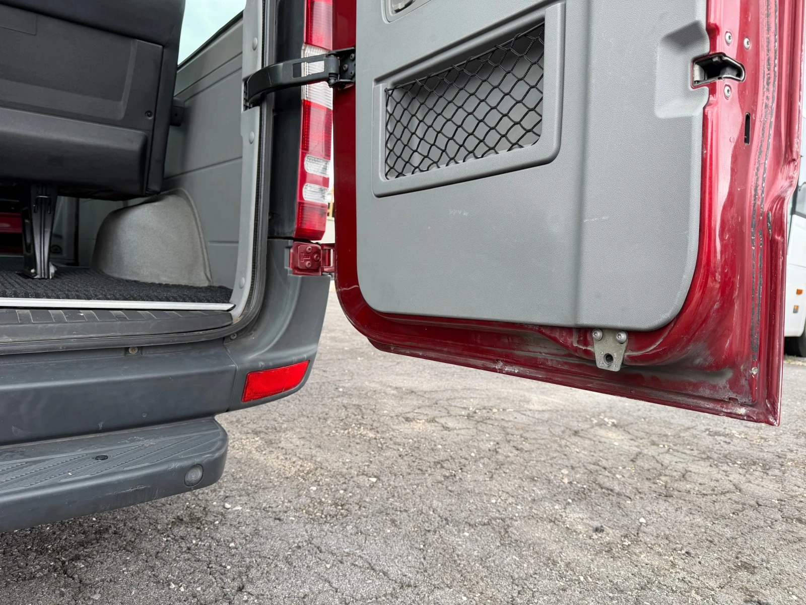 Mercedes-Benz Sprinter 213 2клима facelift, снимка 14 - Бусове и автобуси - 55847702
