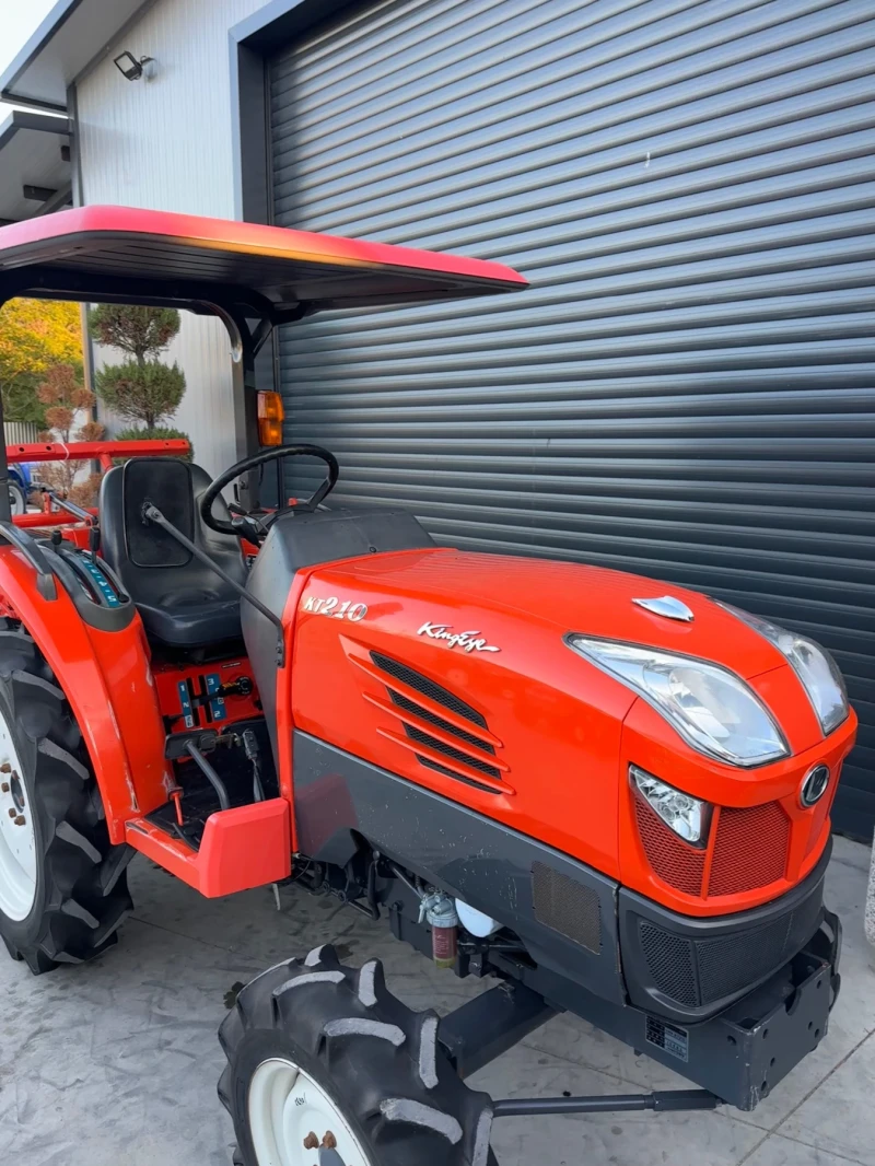 Трактор Kubota КТ210 КАТО НОВ!, снимка 4 - Селскостопанска техника - 52122885