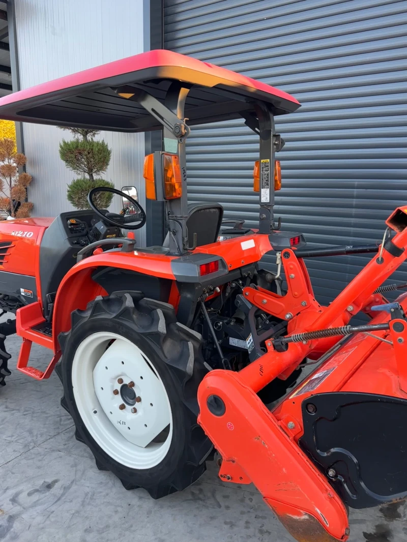 Трактор Kubota КТ210 КАТО НОВ!, снимка 7 - Селскостопанска техника - 52122885
