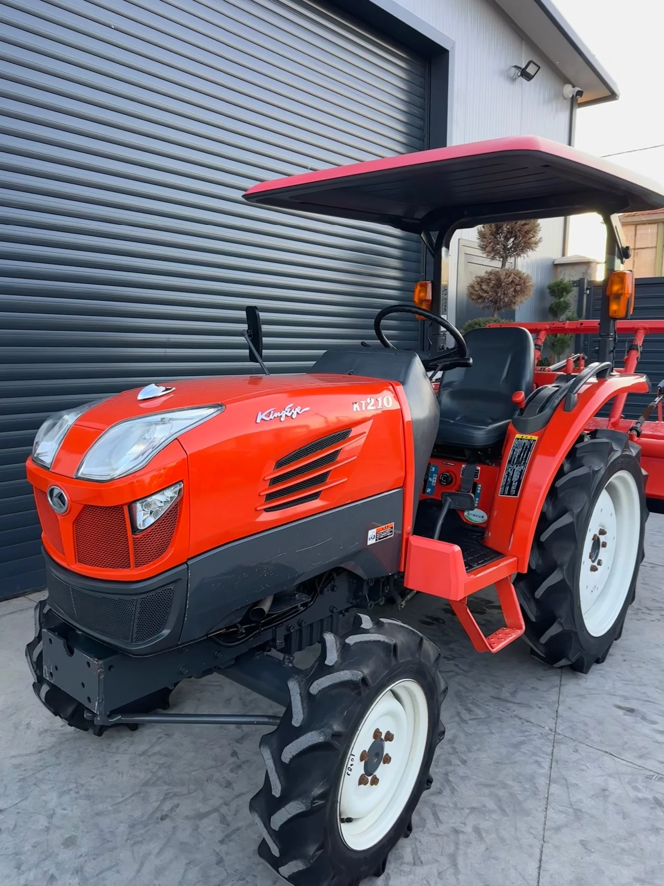 Трактор Kubota КТ22 КАТО НОВ! - изображение 5