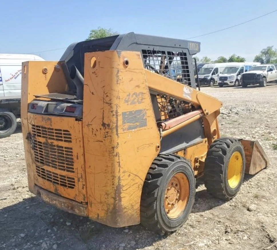 Мини челни товарачи Bobcat Case 420, снимка 3 - Индустриална техника - 55738063