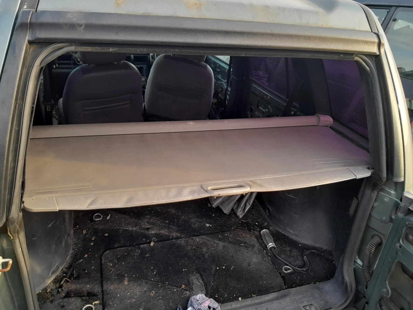         2001  .  | Mobile.bg   2