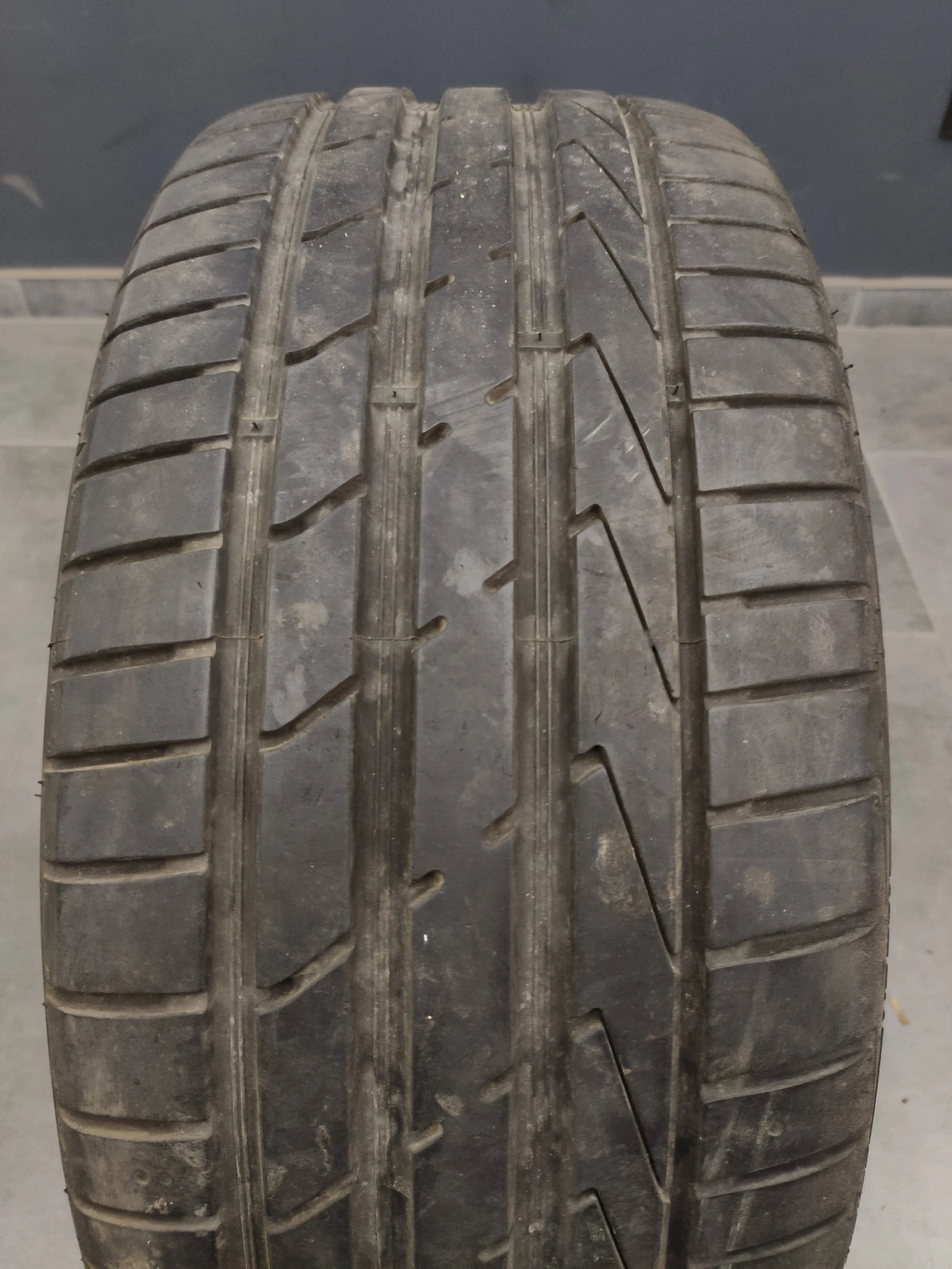  235/45R17 | Mobile.bg   2