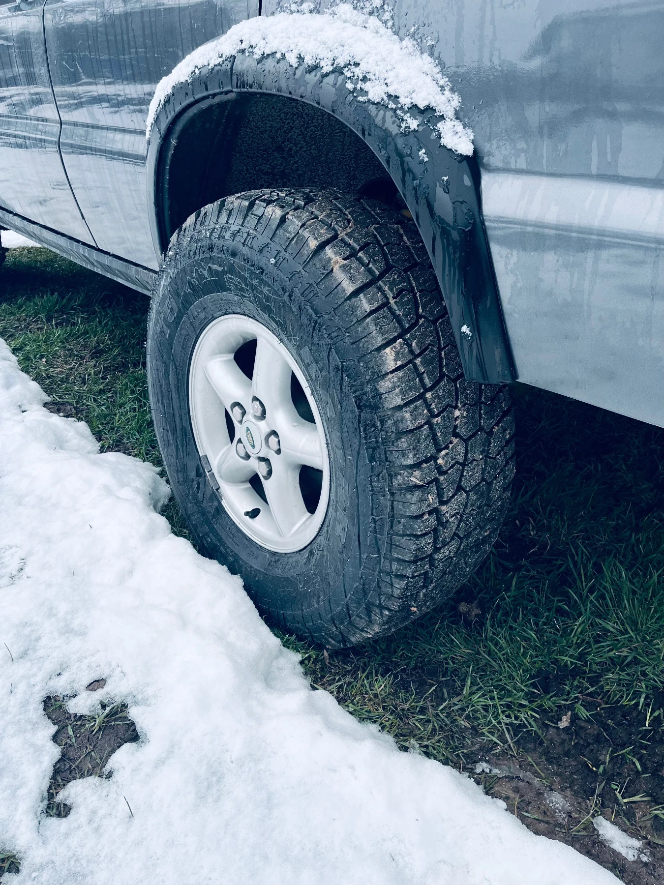 Гуми Всесезонни 285/75R16, снимка 4 - Гуми и джанти - 54011720