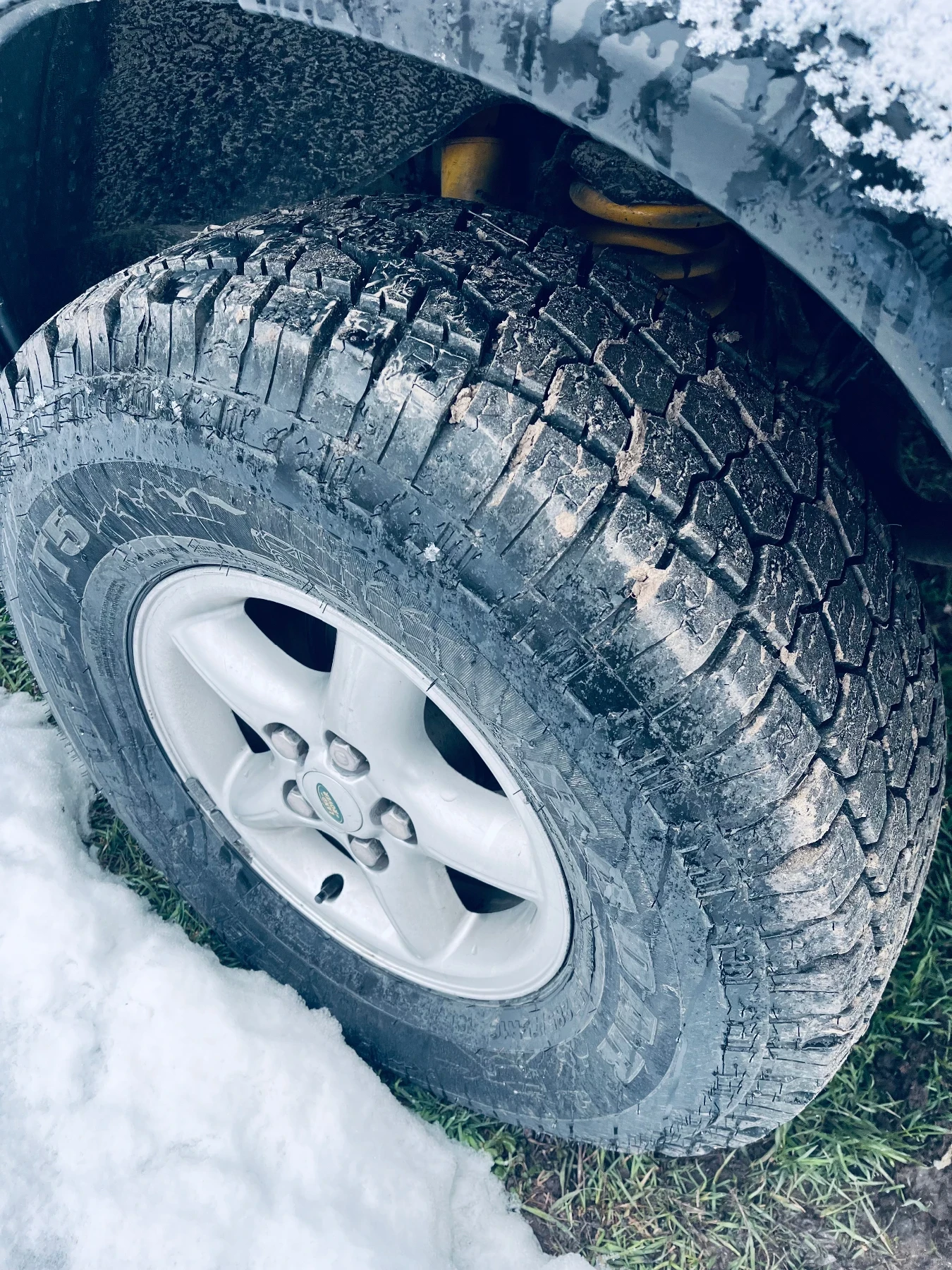 Гуми Всесезонни 285/75R16