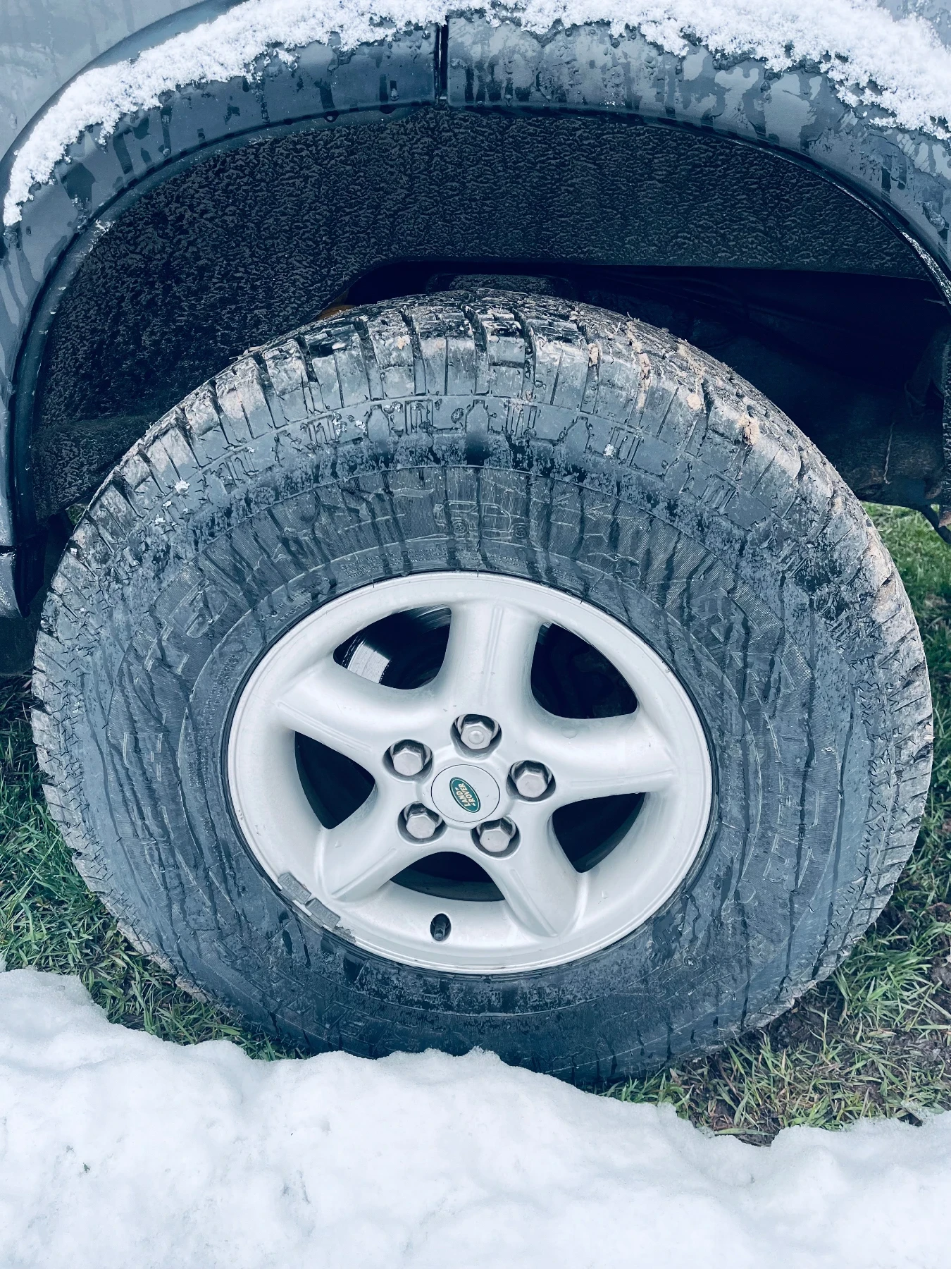 Гуми Всесезонни 285/75R16, снимка 2 - Гуми и джанти - 54011720