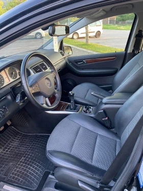 Mercedes-Benz B 180 Facelift Фабричен метан, снимка 9