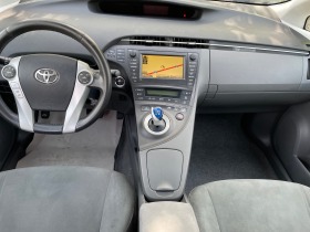 Toyota Prius SOL PREMIUM ШВЕЙЦАРИЯ, снимка 7 - Автомобили и джипове - 45445177