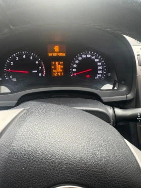 Toyota Avensis 2.0 152к.с, снимка 8