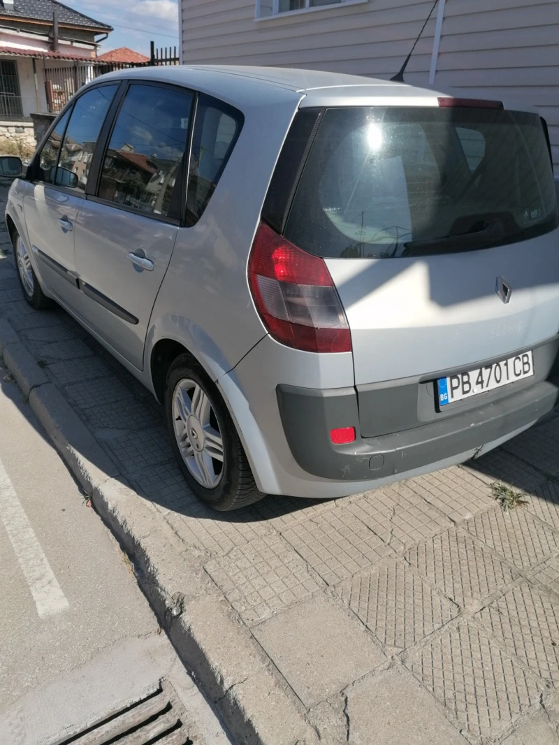 Renault Scenic, снимка 2 - Автомобили и джипове - 47397815