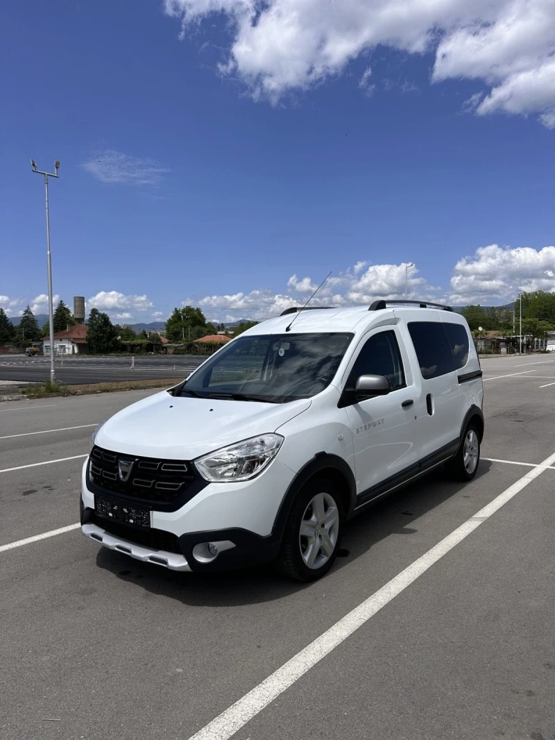 Dacia Dokker 1.5 dCi Stepway 90 к.с. , снимка 1 - Автомобили и джипове - 46821098