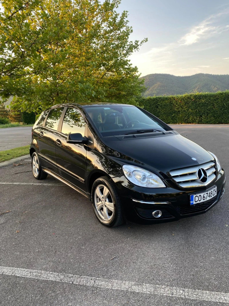 Mercedes-Benz B 180 Facelift Фабричен метан, снимка 3 - Автомобили и джипове - 46760982