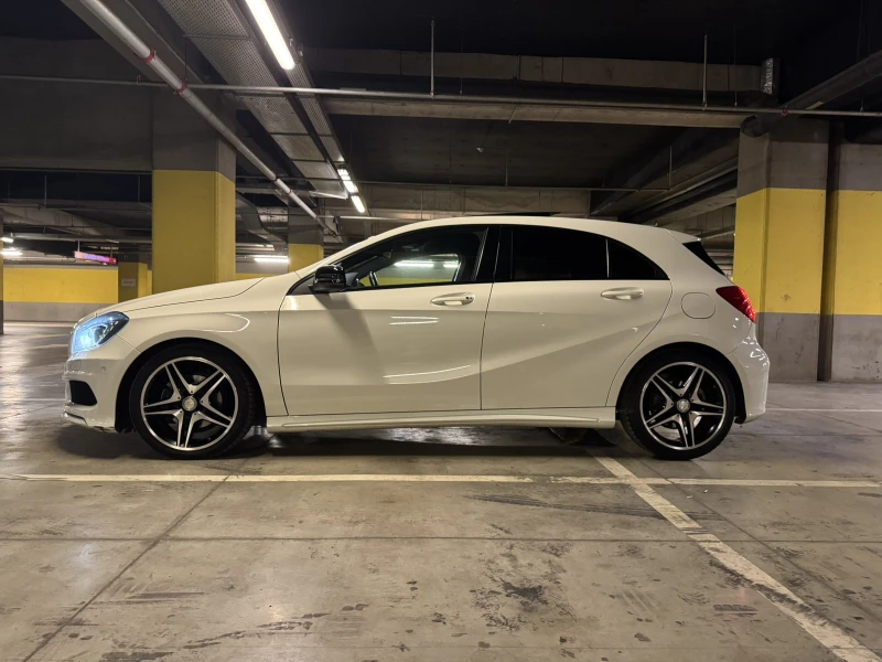 Mercedes-Benz A 200 AMG Line, снимка 3 - Автомобили и джипове - 47576265