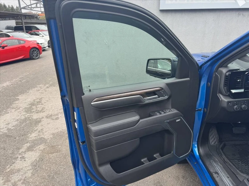 Chevrolet Silverado 1500 3.0L DURAMAX RST CREW CAB LONG BED, снимка 9 - Автомобили и джипове - 51942992